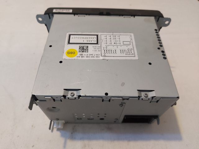 bontott VW GOLF PLUS Rádió / CD