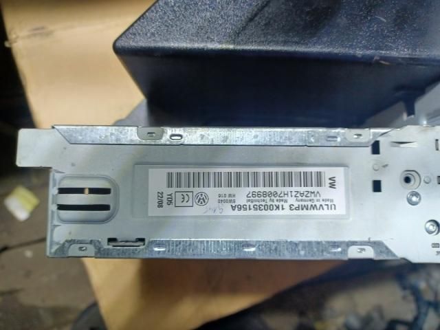 bontott VW GOLF PLUS Rádió / CD