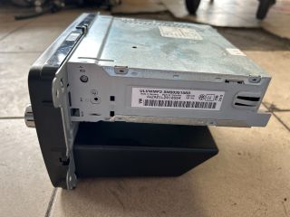 bontott VW GOLF PLUS Rádió / CD