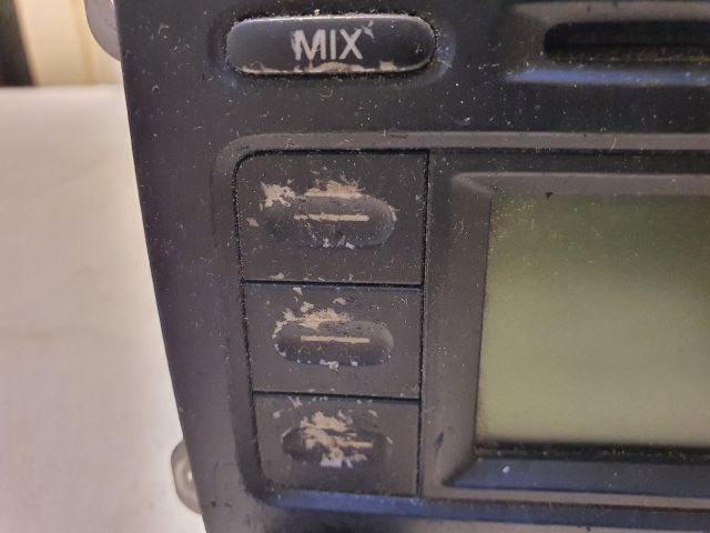 bontott VW GOLF PLUS Rádió / CD