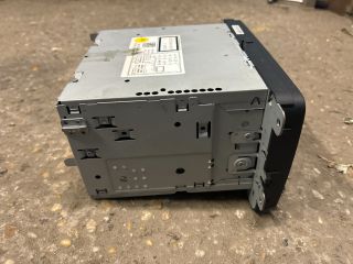 bontott VW GOLF PLUS Rádió / CD