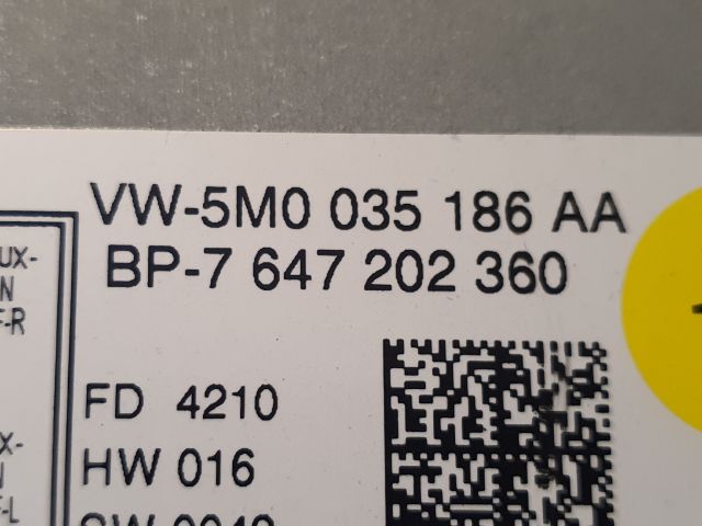 bontott VW GOLF PLUS Rádió / CD