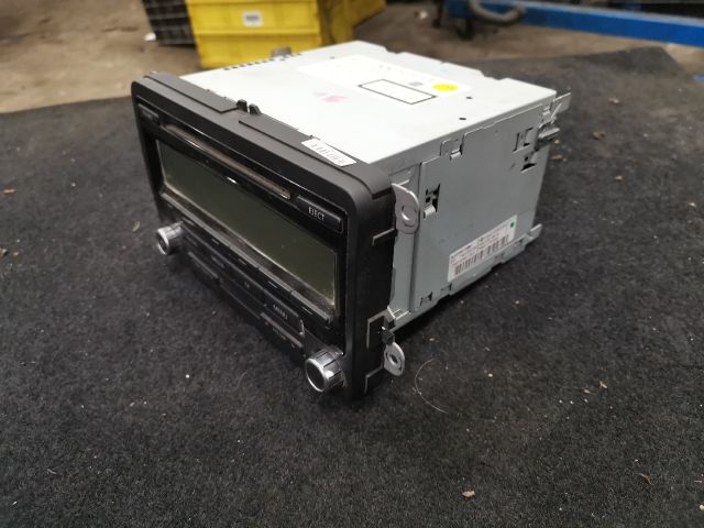 bontott VW GOLF PLUS Rádió / CD