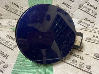 bontott VW GOLF PLUS Tankajtó