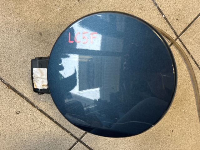 bontott VW GOLF PLUS Tankajtó