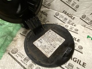 bontott VW GOLF PLUS Tankajtó