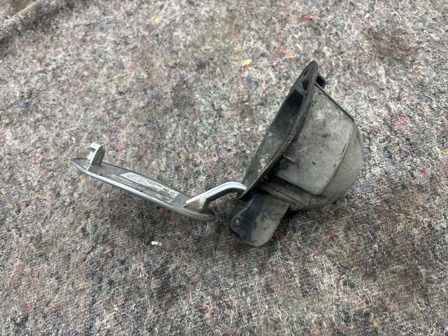 bontott VW GOLF PLUS Tankajtó