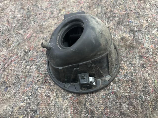 bontott VW GOLF PLUS Tankajtó