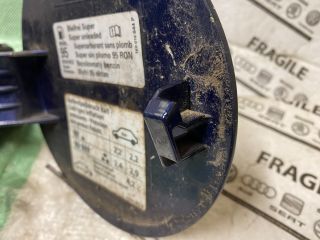 bontott VW GOLF PLUS Tankajtó