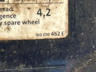 bontott VW GOLF PLUS Tankajtó