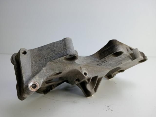 bontott VW GOLF PLUS Tartó Bak