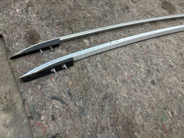 bontott VW GOLF PLUS Tetősín Pár