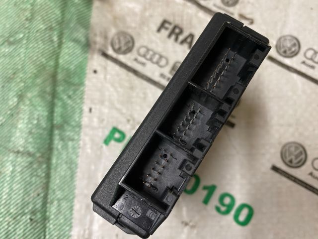 bontott VW GOLF PLUS Tolatóradar Elektronika