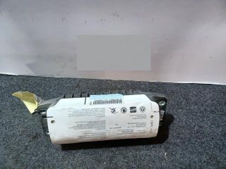 bontott VW GOLF PLUS Utasoldali Légzsák