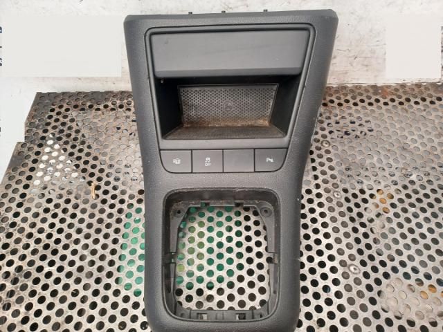 bontott VW GOLF PLUS Váltókar Keret