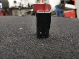 bontott VW GOLF PLUS Vészvillogó Kapcsoló