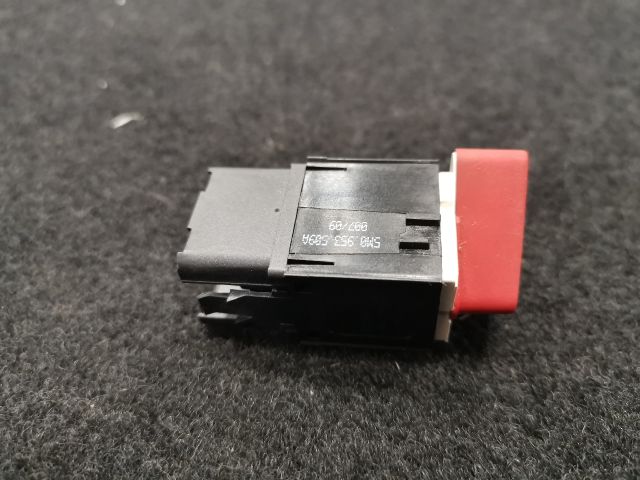 bontott VW GOLF PLUS Vészvillogó Kapcsoló