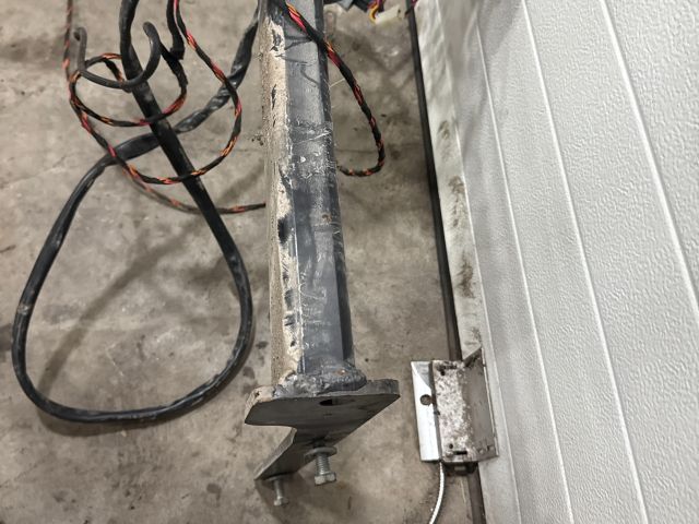 bontott VW GOLF PLUS Vonóhorog