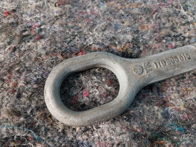 bontott VW GOLF PLUS Vonószem