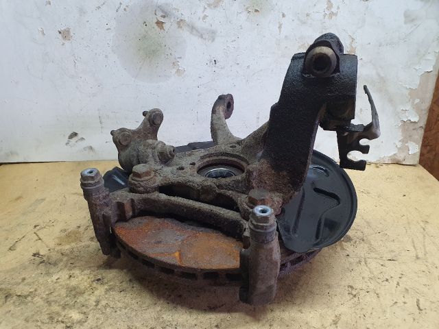 bontott VW GOLF SPORTSVAN Bal első Csonkállvány Kerékaggyal