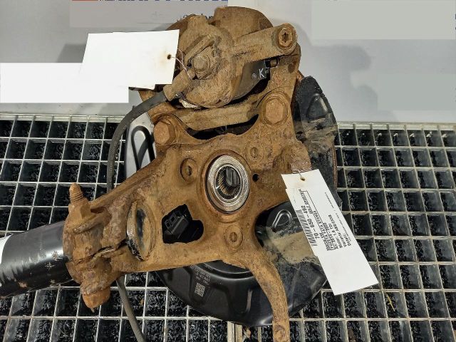 bontott VW GOLF SPORTSVAN Bal első Csonkállvány