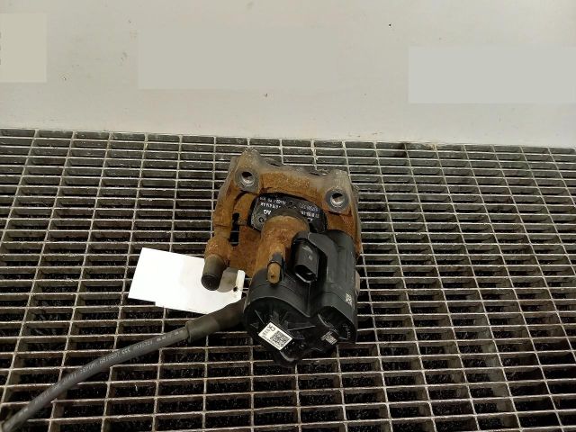 bontott VW GOLF SPORTSVAN Bal hátsó Féknyereg Munkahengerrel