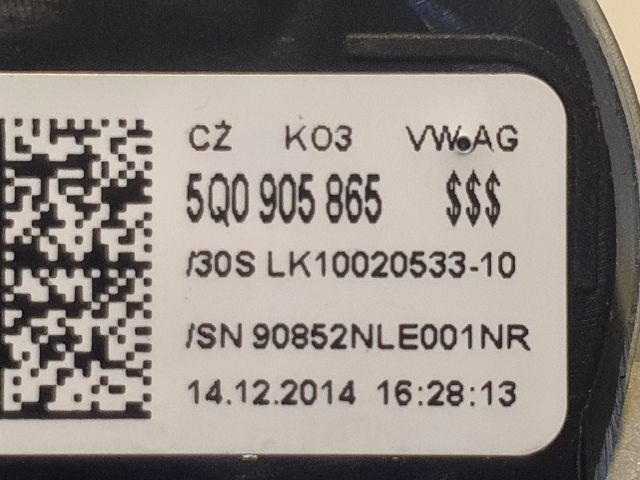 bontott VW GOLF SPORTSVAN Gyújtáskapcsoló Házzal