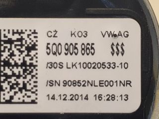 bontott VW GOLF SPORTSVAN Gyújtáskapcsoló Házzal