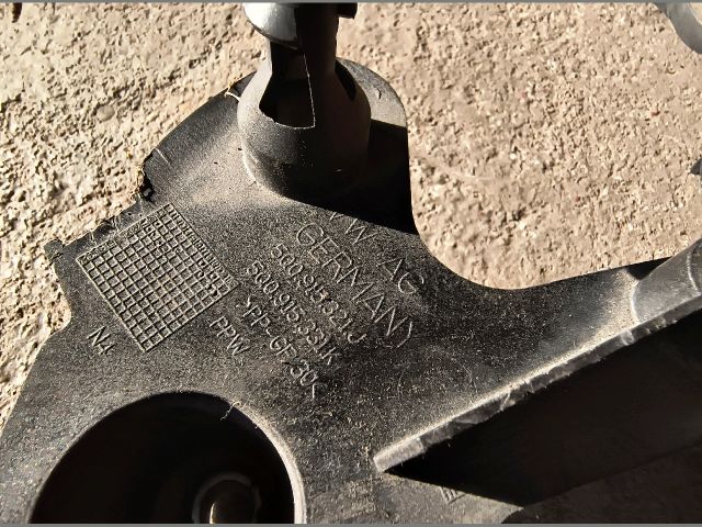 bontott VW GOLF SPORTSVAN Akkumulátor Tartó