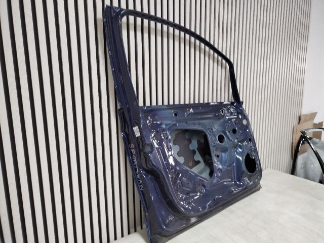 bontott VW GOLF SPORTSVAN Bal első Ajtó (Üres lemez)