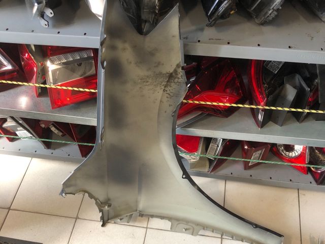 bontott VW GOLF SPORTSVAN Bal első Sárvédő