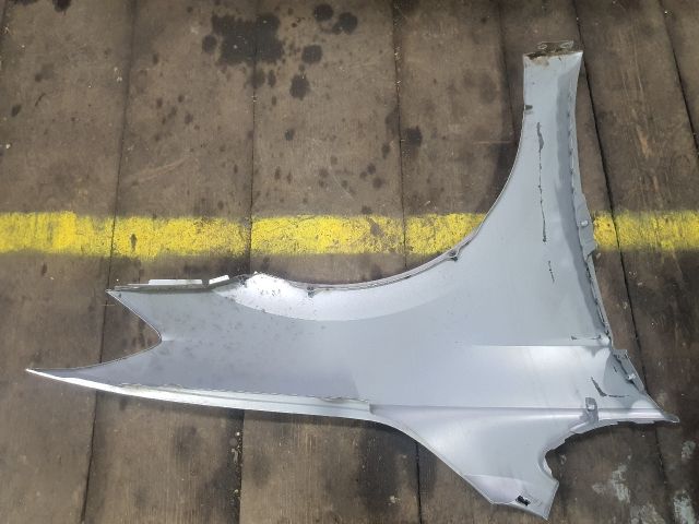 bontott VW GOLF SPORTSVAN Bal első Sárvédő