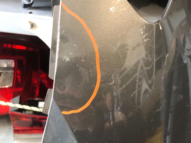 bontott VW GOLF SPORTSVAN Bal első Sárvédő