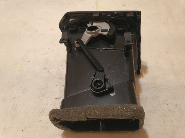 bontott VW GOLF SPORTSVAN Bal Szellőző