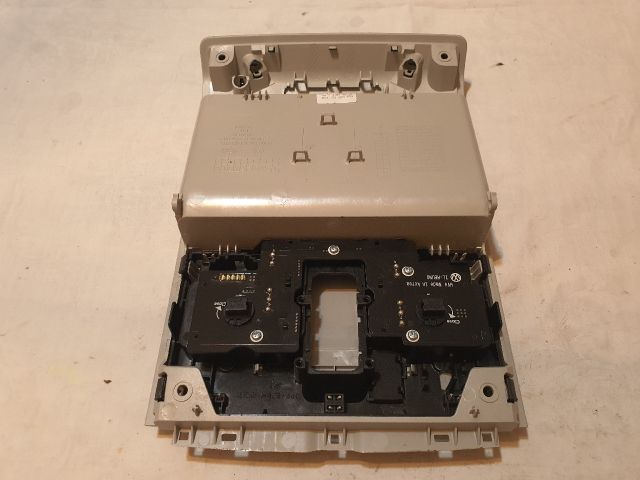 bontott VW GOLF SPORTSVAN Beltér Világítás Első