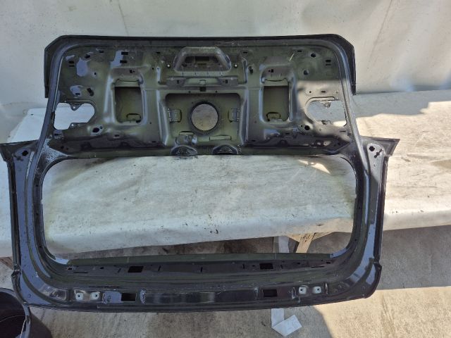 bontott VW GOLF SPORTSVAN Csomagtérajtó (Üres lemez)