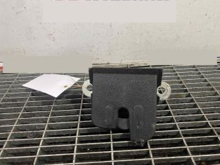 bontott VW GOLF SPORTSVAN Csomagtérajtó Ütköző