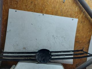 bontott VW GOLF SPORTSVAN Első Embléma