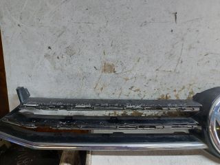 bontott VW GOLF SPORTSVAN Első Embléma