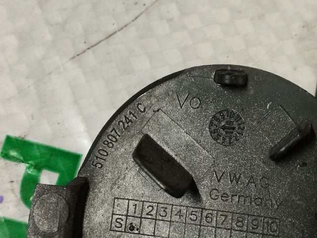 bontott VW GOLF SPORTSVAN Első Vonószem Burkolat