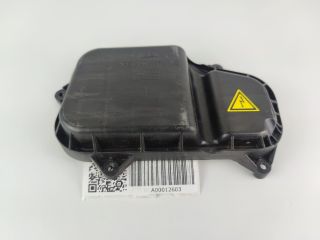 bontott VW GOLF SPORTSVAN Fényszóró Lámpabúra Fedél