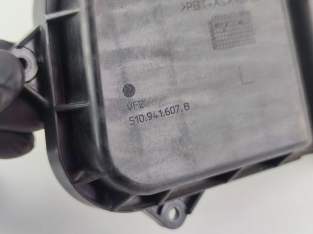 bontott VW GOLF SPORTSVAN Fényszóró Lámpabúra Fedél