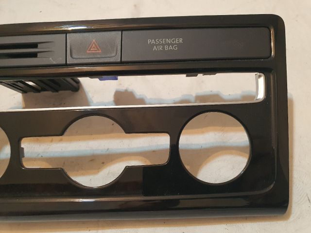 bontott VW GOLF SPORTSVAN Fűtéskapcsoló Keret