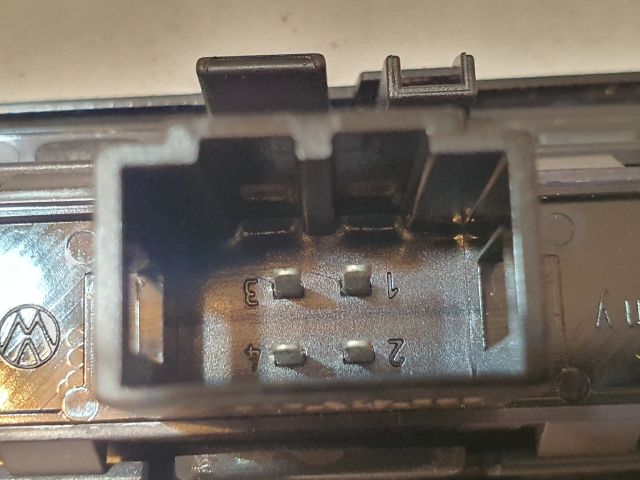 bontott VW GOLF SPORTSVAN Fűtéskapcsoló Keret