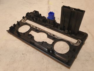 bontott VW GOLF SPORTSVAN Fűtéskapcsoló Keret