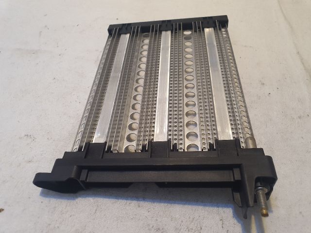 bontott VW GOLF SPORTSVAN Fűtőradiátor (Elektromos)