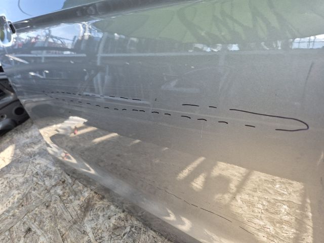 bontott VW GOLF SPORTSVAN Jobb első Ajtó (Üres lemez)