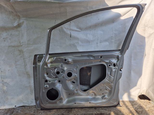 bontott VW GOLF SPORTSVAN Jobb első Ajtó (Üres lemez)