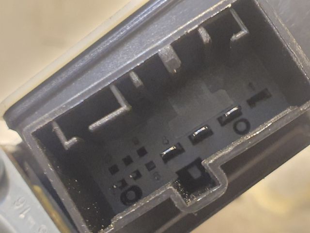 bontott VW GOLF SPORTSVAN Jobb hátsó Ablakemelő Motor