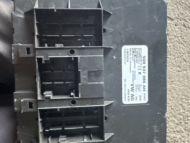 bontott VW GOLF SPORTSVAN Komfort Elektronika